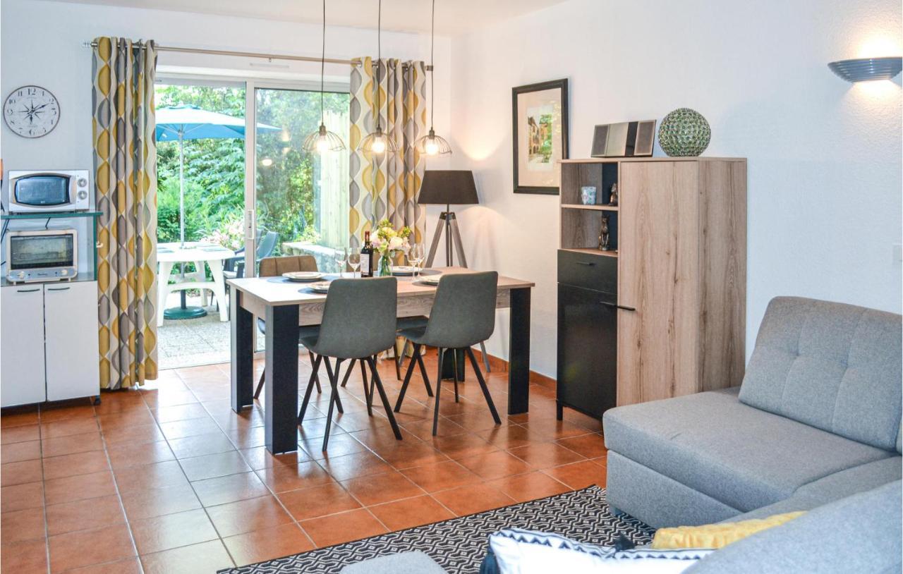 2 Bedroom Nice Home In Vitrac ヴィトラック エクステリア 写真